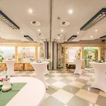 Paradies 4* Graz