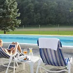 Hotel Paradies
