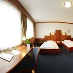 Hotel Paradies 4*