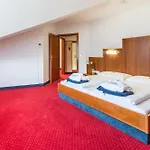Paradies 4* Graz