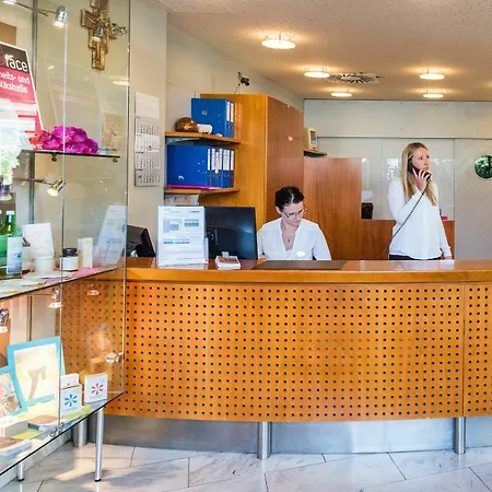 Paradies Hotel 4*