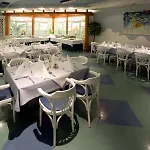 Paradies 4*