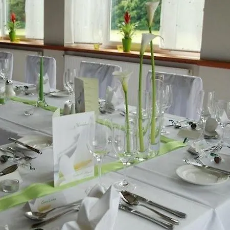 Paradies فندق غراتس