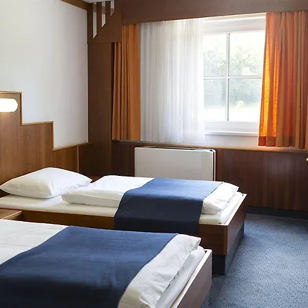 Paradies 4* Graz
