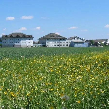 Hotel Paradies 4*