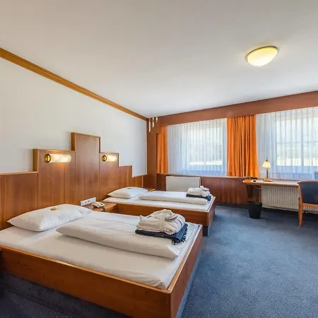 Paradies فندق غراتس