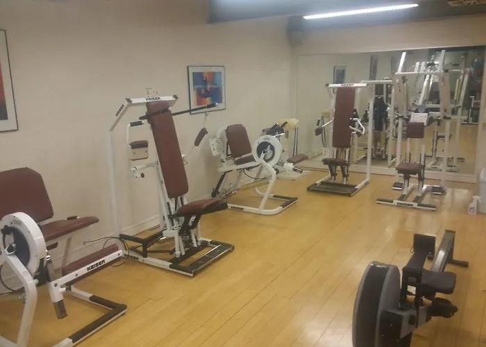 Paradies 4* 格拉茨